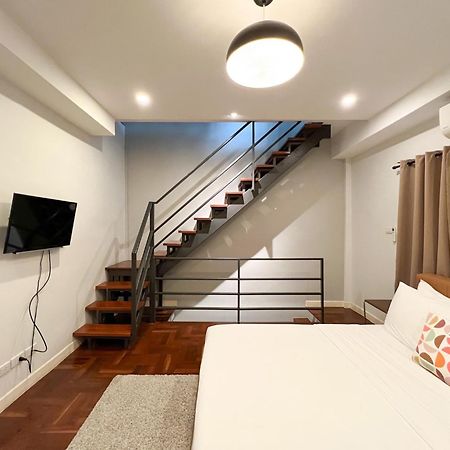 Neveu Premier Residence : Ratchada Bangkok Exterior photo