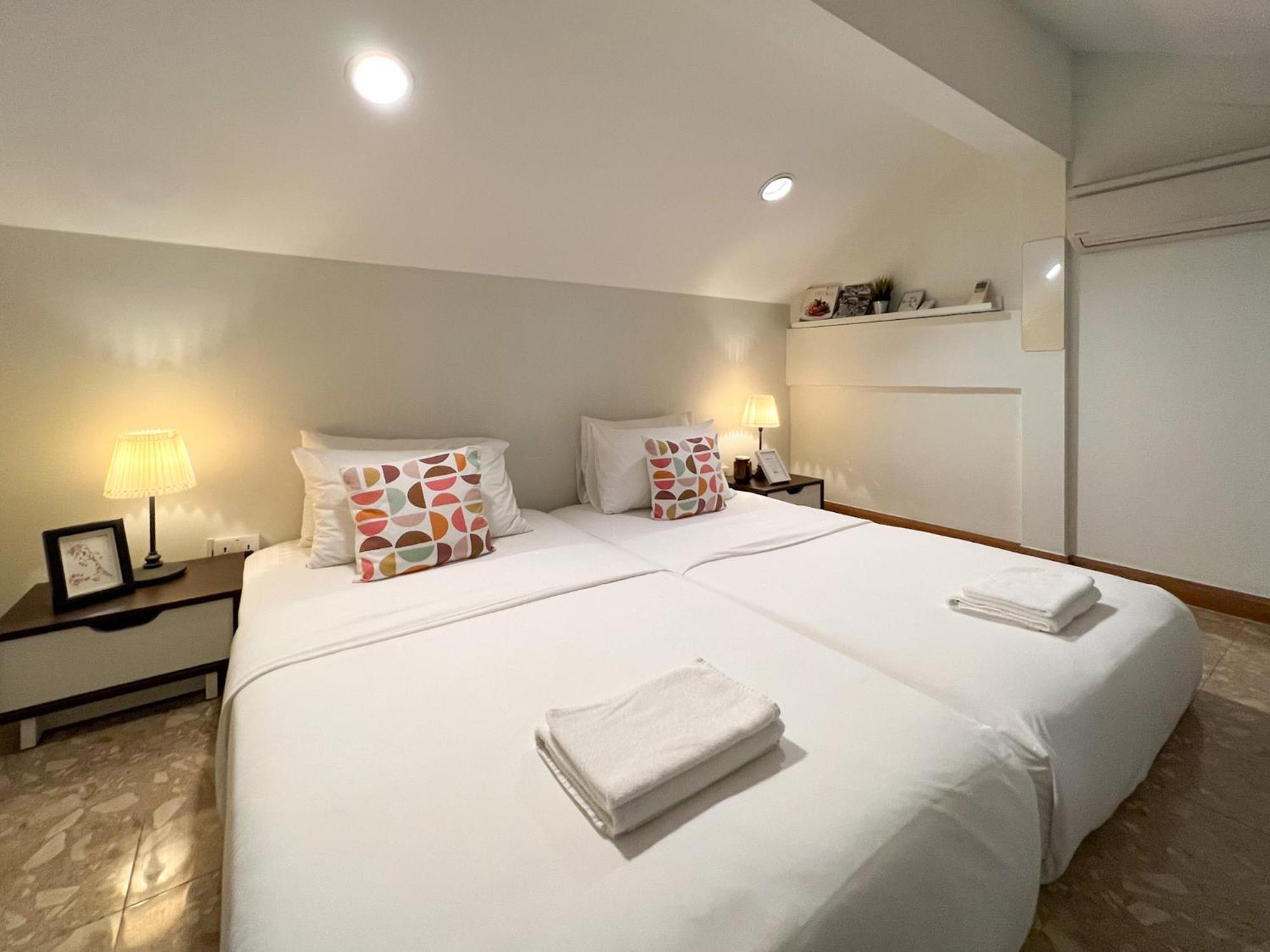 Neveu Premier Residence : Ratchada Bangkok Exterior photo